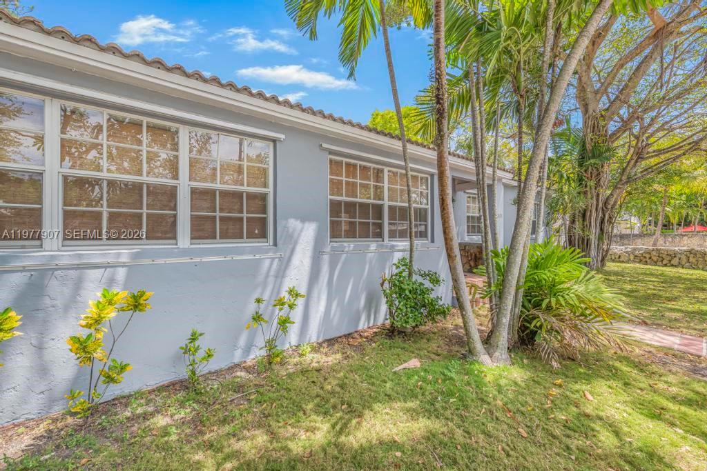 2301 Tequesta Ln Coconut Grove, FL 33133