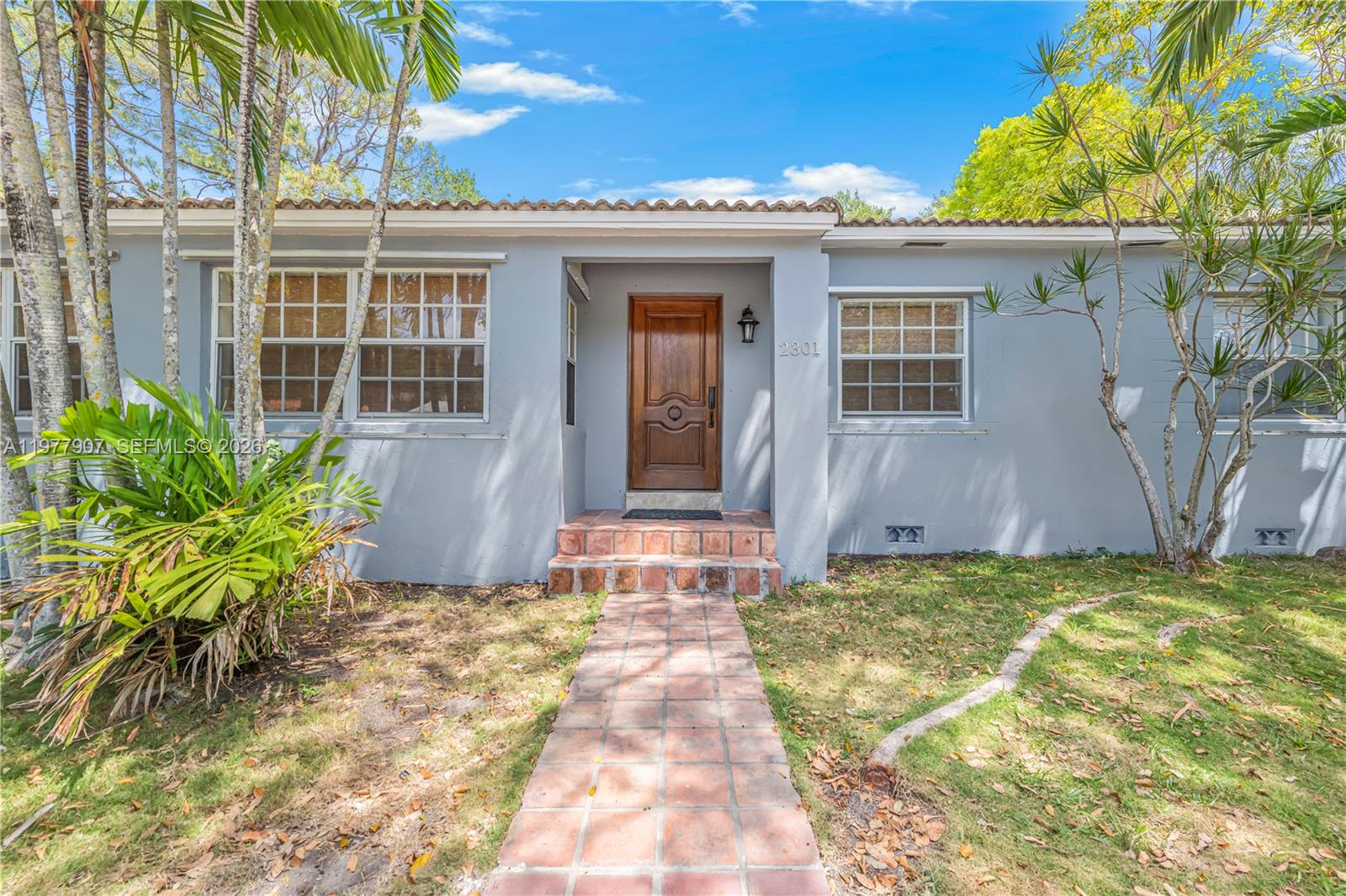 2301 Tequesta Ln Coconut Grove, FL 33133