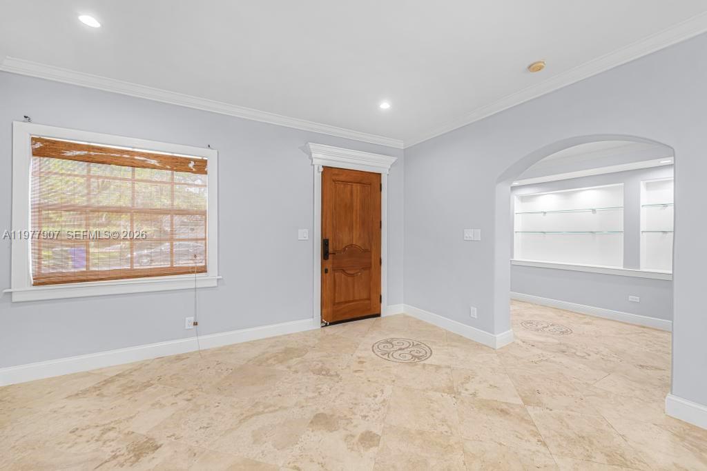 2301 Tequesta Ln Coconut Grove, FL 33133