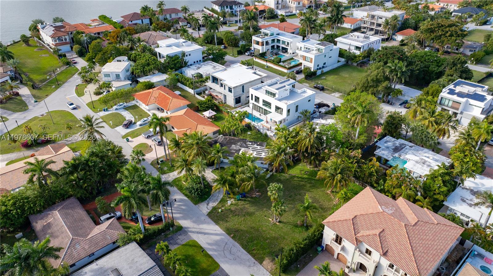 331 188th St Sunny Isles Beach, FL 33160