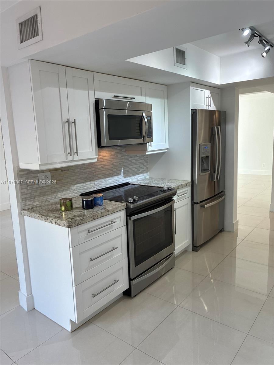 11543 SW 109th Rd #24B Miami, FL 33176