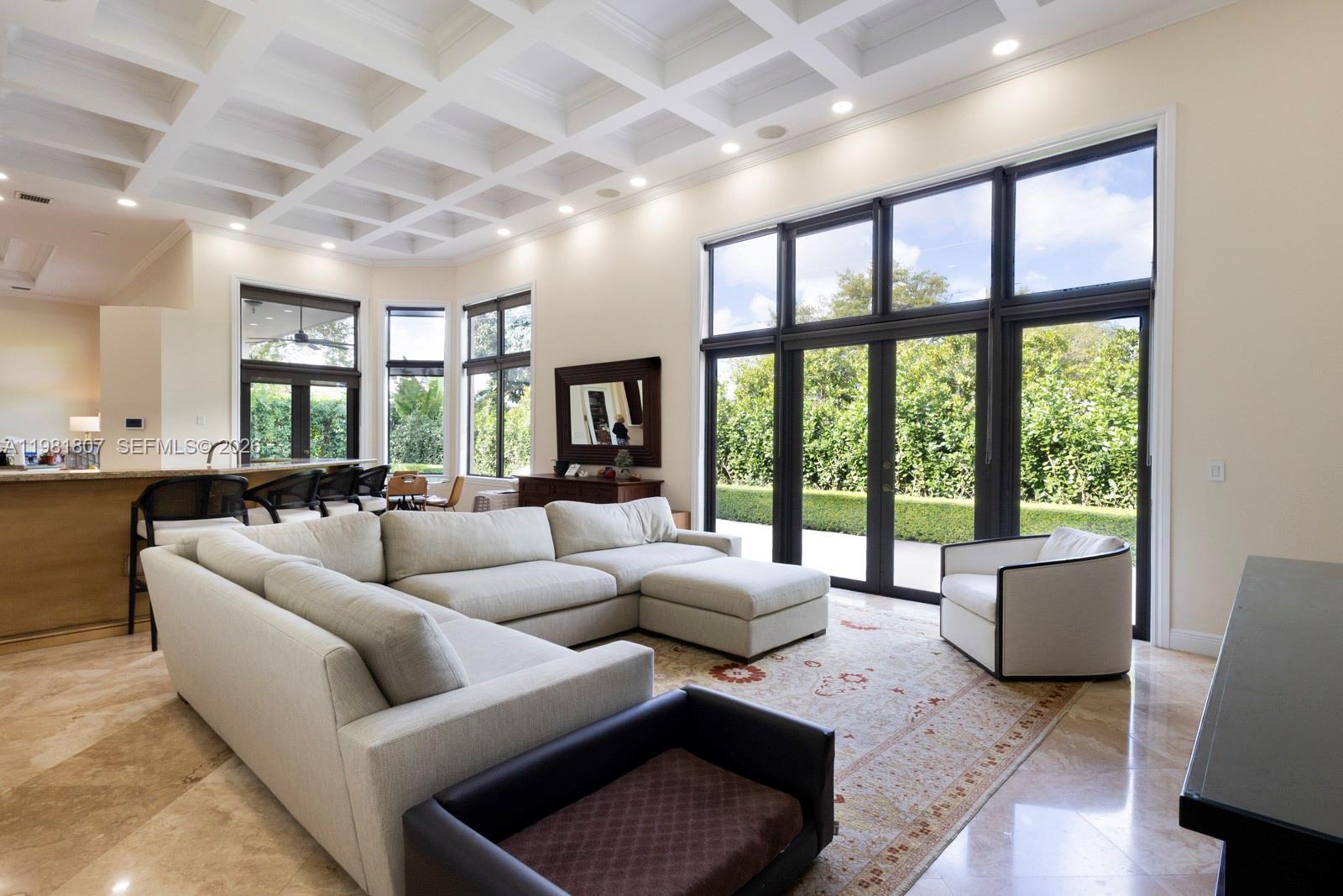 7140 SW 70th Ave Miami, FL 33143