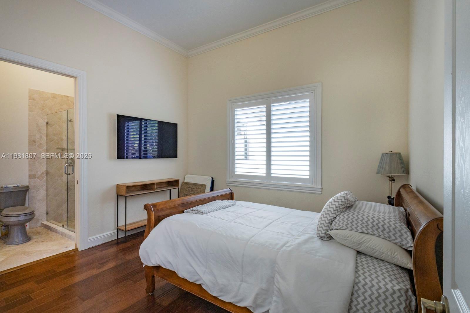 7140 SW 70th Ave Miami, FL 33143