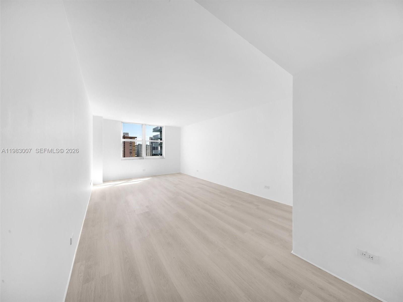 301 174th St #1818 Sunny Isles Beach, FL 33160