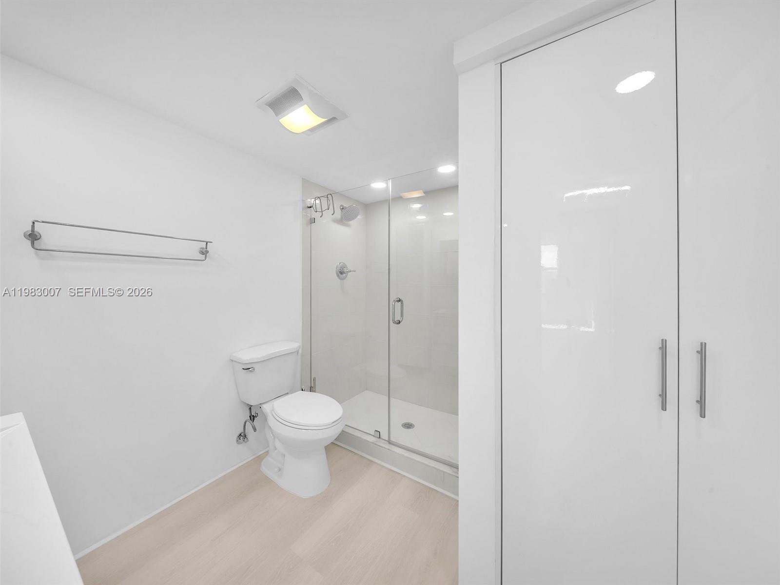 301 174th St #1818 Sunny Isles Beach, FL 33160