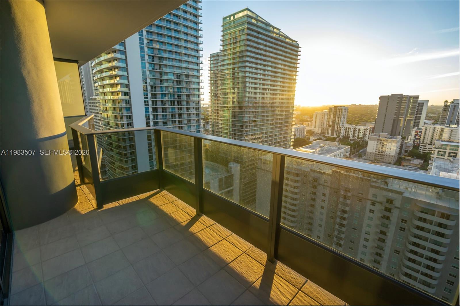 image Brickell Flatiron13