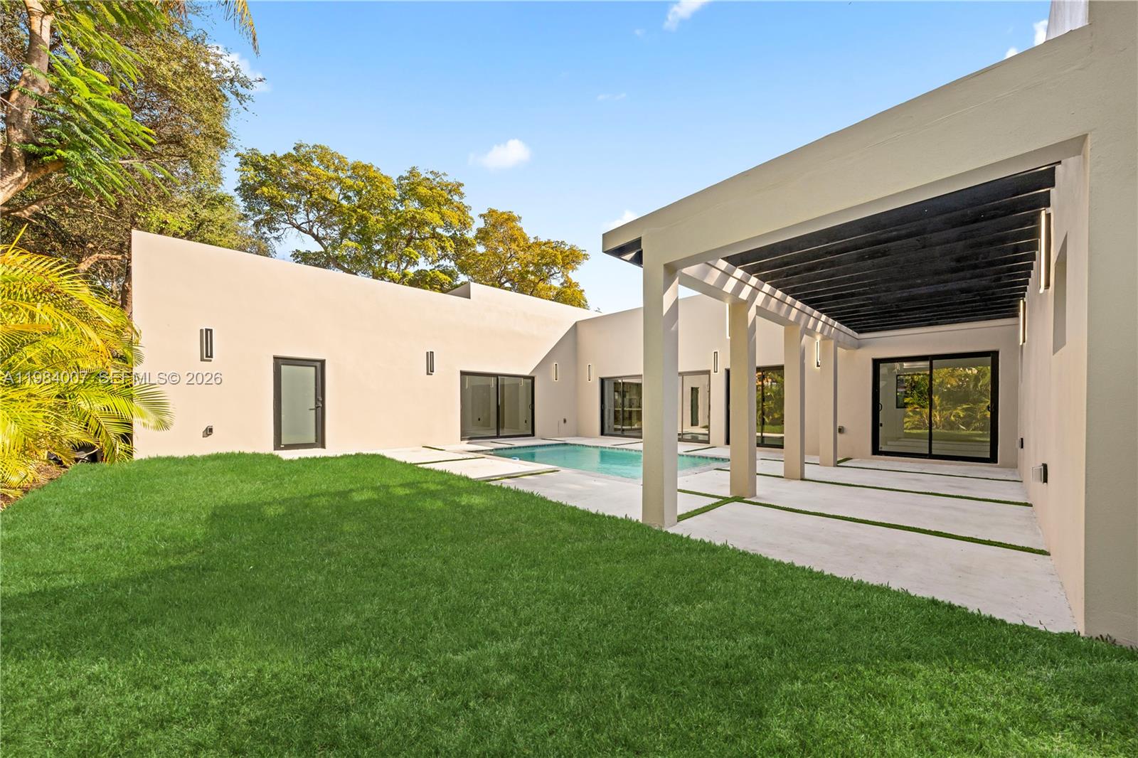 12335 Griffing Blvd North Miami, FL 33161