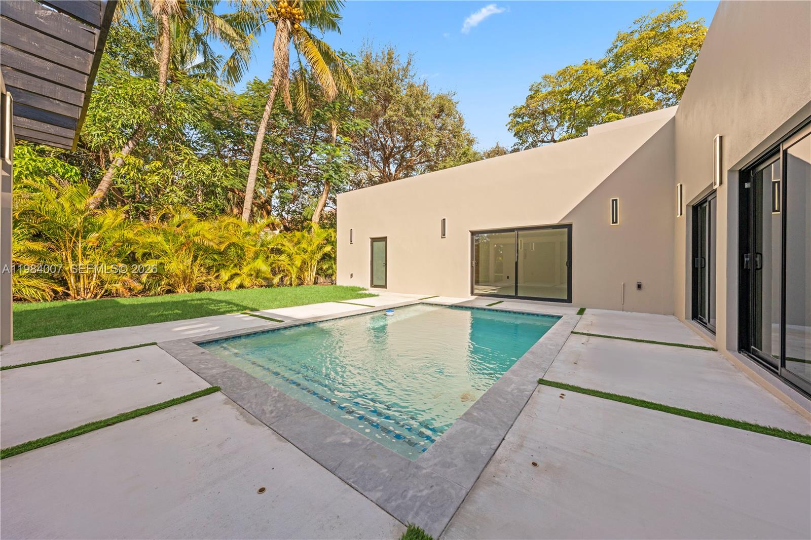 12335 Griffing Blvd North Miami, FL 33161