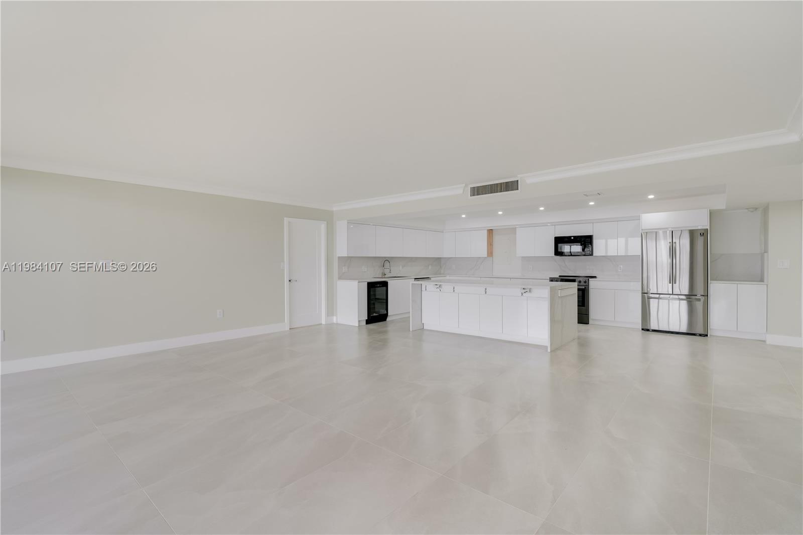 1 Grove Isle Dr #A904 Miami, FL 33133