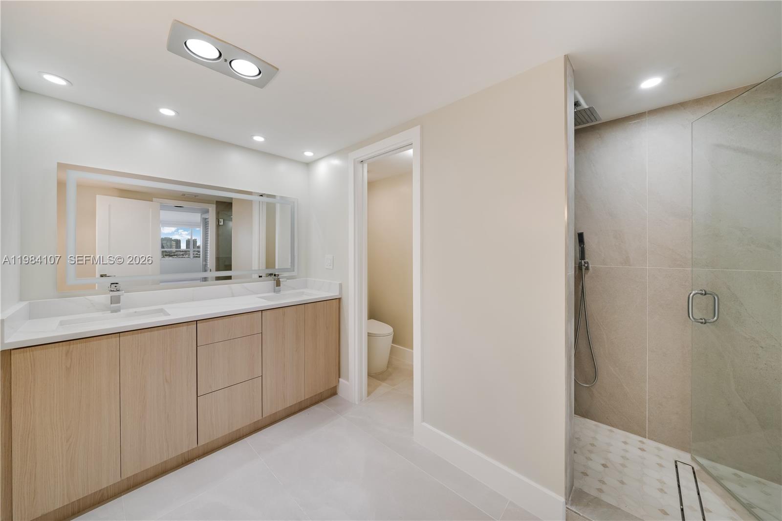 1 Grove Isle Dr #A904 Miami, FL 33133