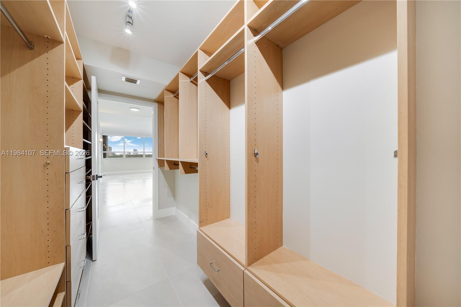 1 Grove Isle Dr #A904 Miami, FL 33133