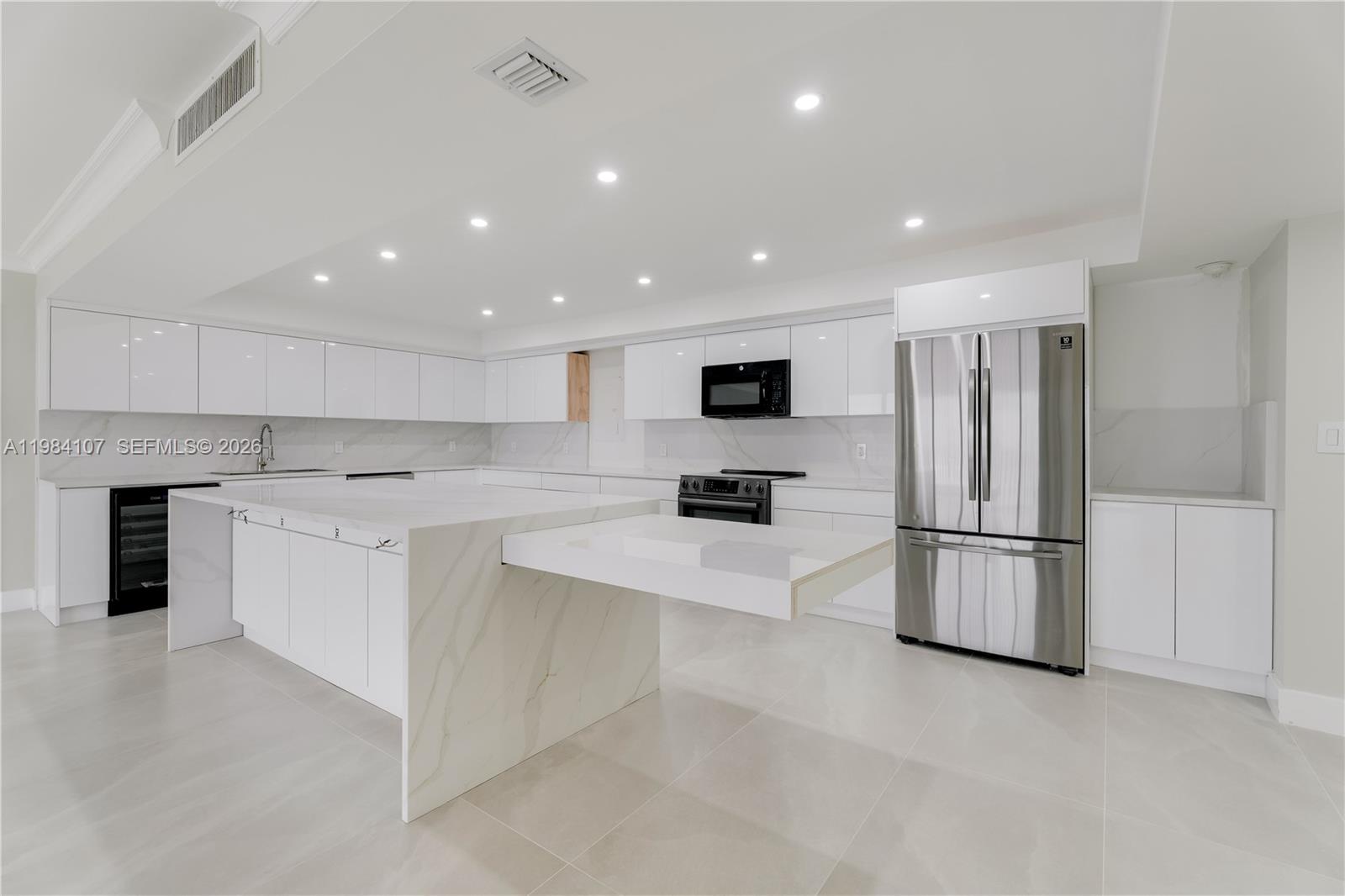 1 Grove Isle Dr #A904 Miami, FL 33133