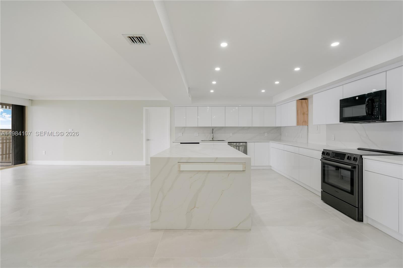 1 Grove Isle Dr #A904 Miami, FL 33133