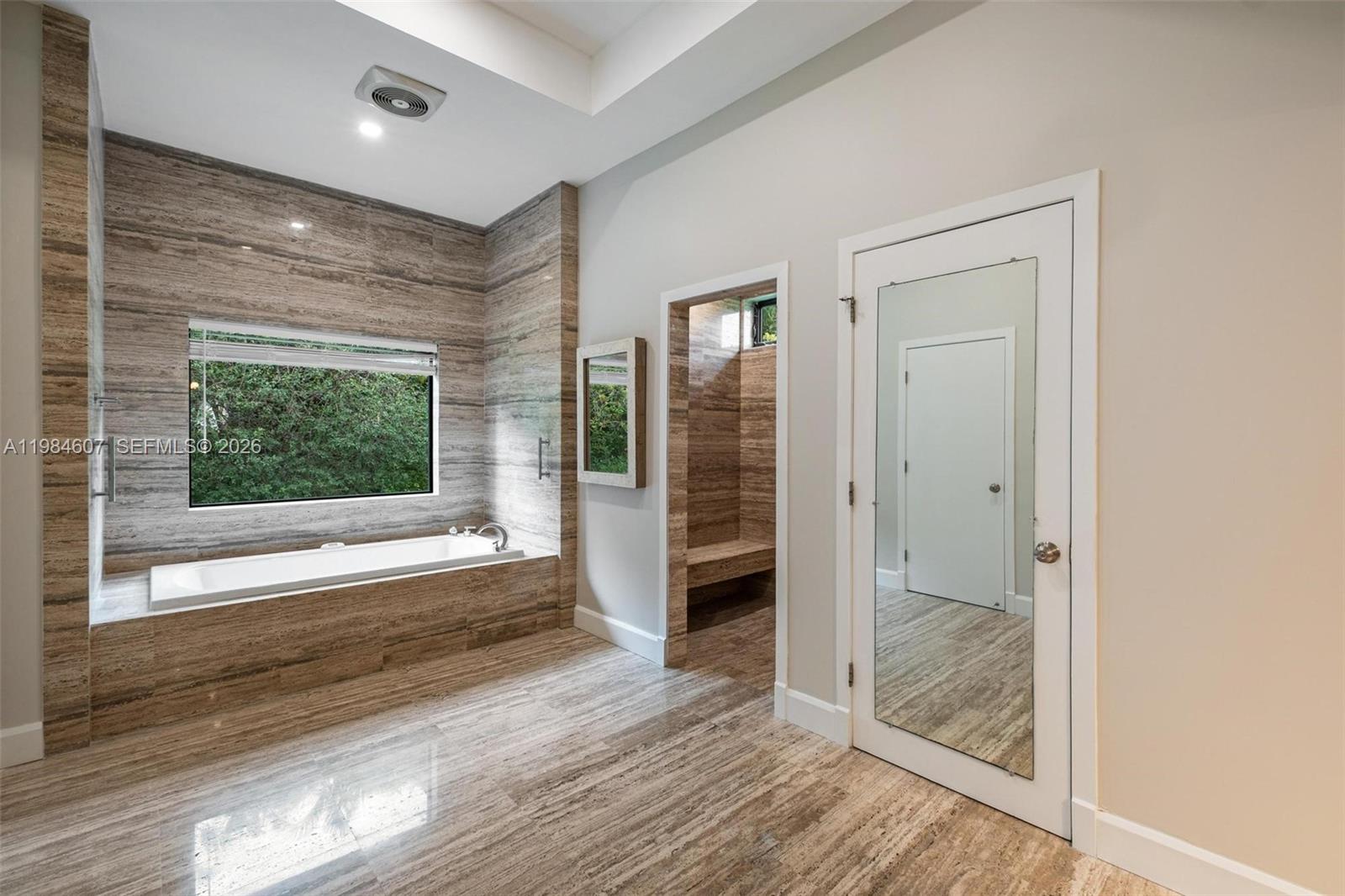 6220 SW 123rd Ter Pinecrest, FL 33156