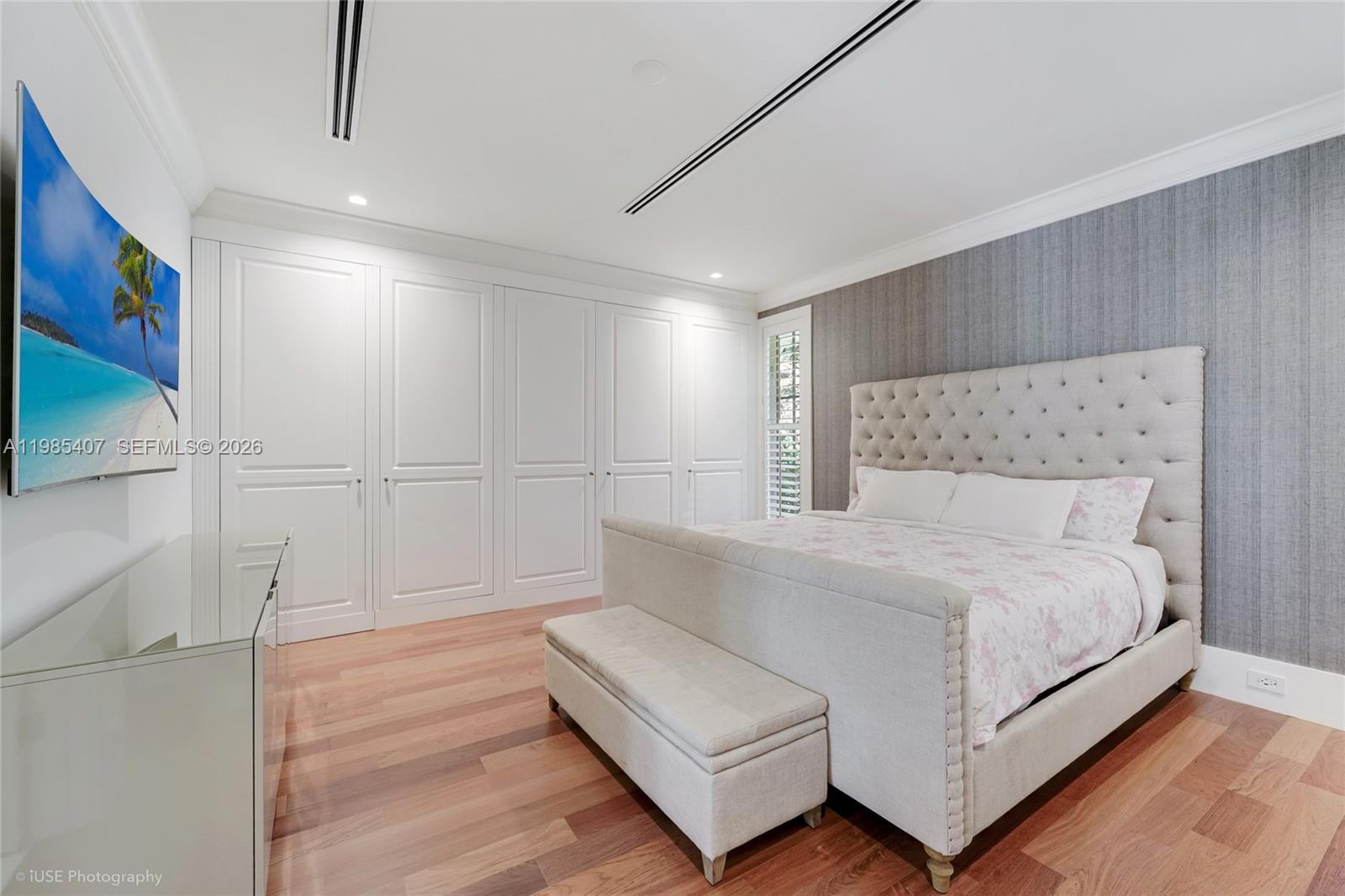 4550 Sunset Dr Coral Gables, FL 33143