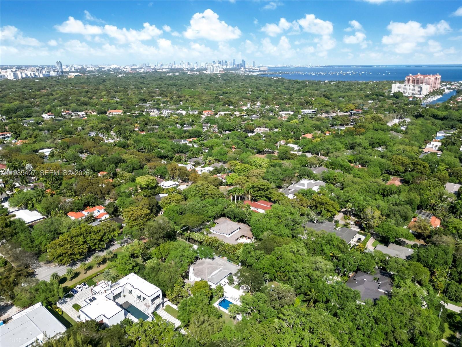 4550 Sunset Dr Coral Gables, FL 33143