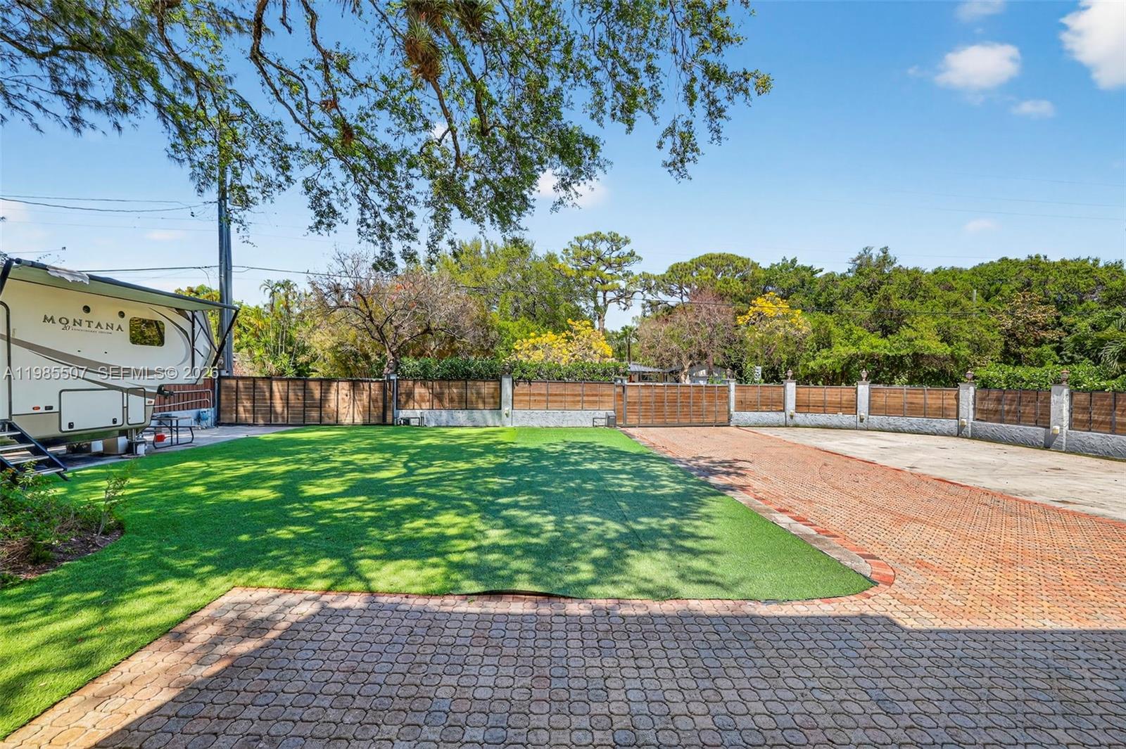 3000 Riverland Rd Fort Lauderdale, FL 33312