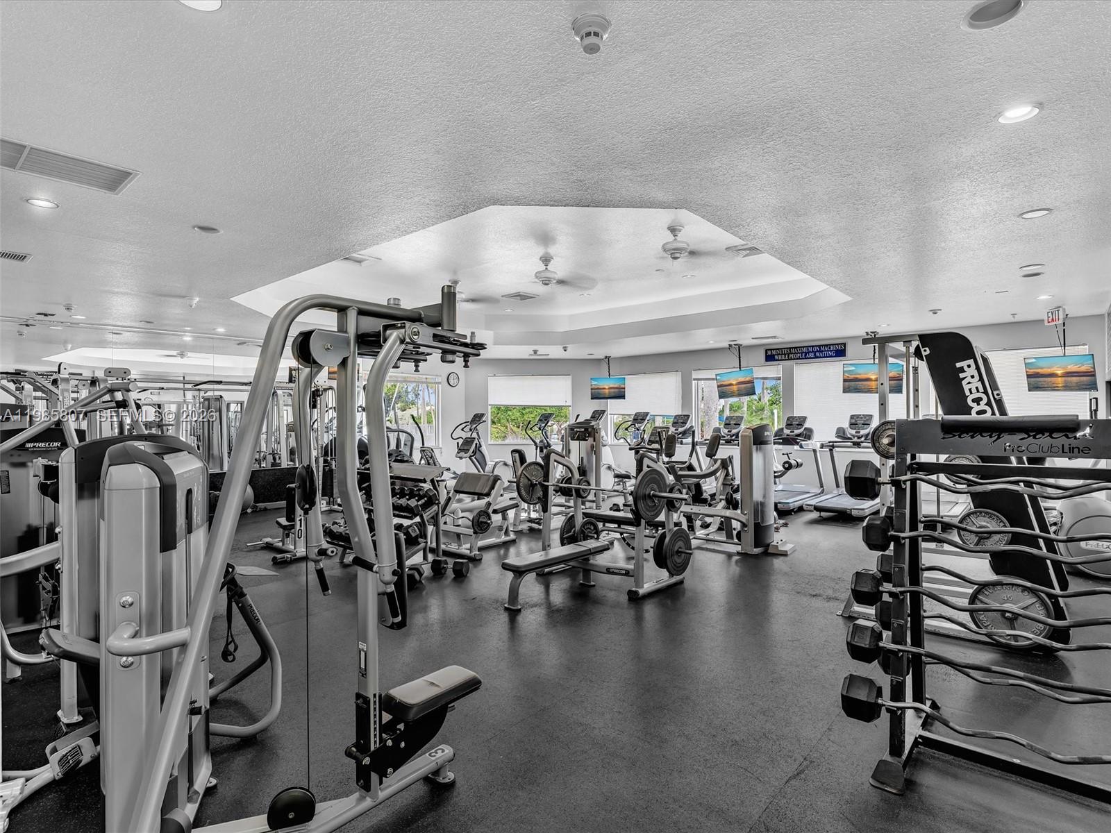 1208 NW 170th Ave Pembroke Pines, FL 33028