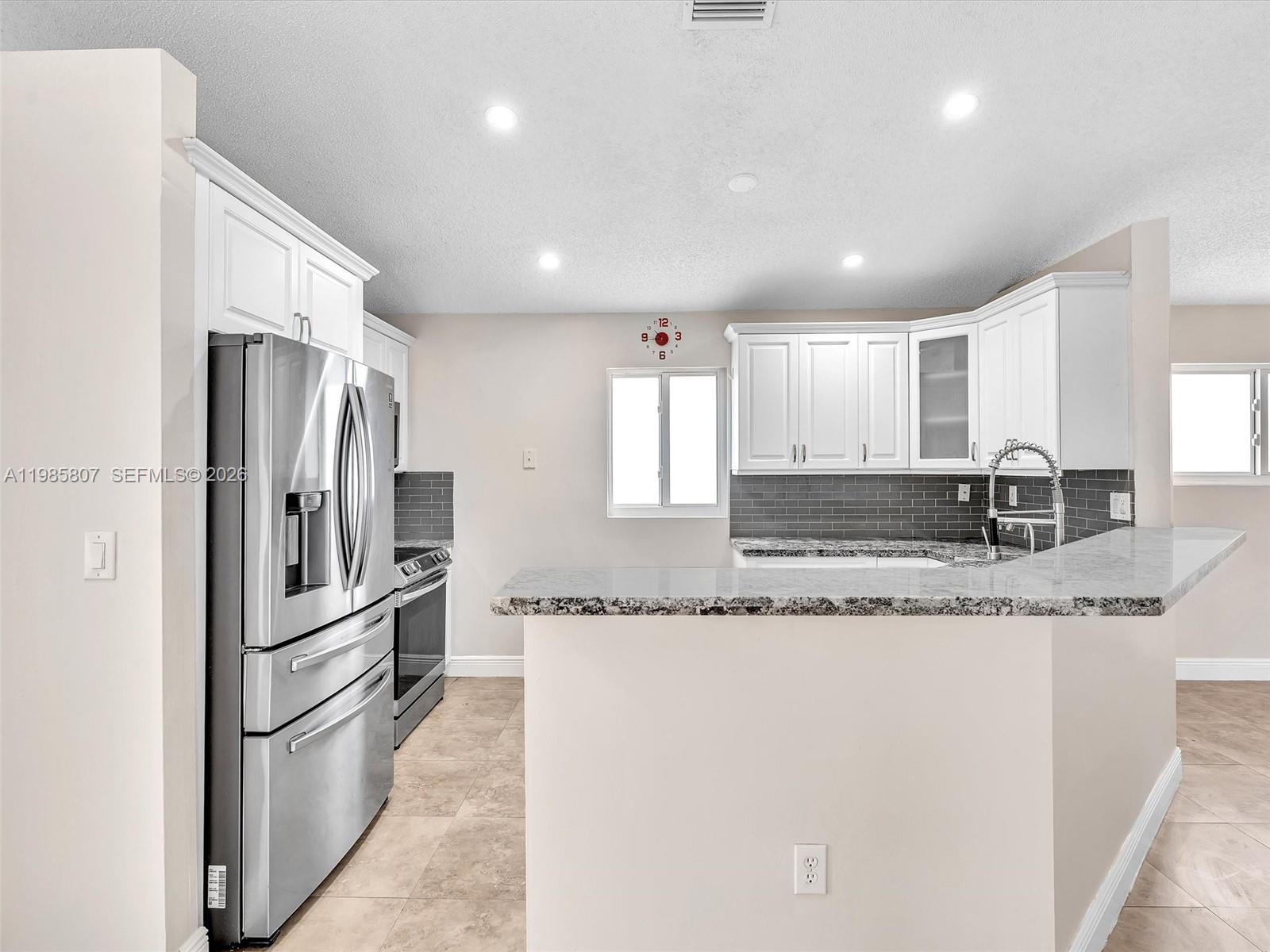 1208 NW 170th Ave Pembroke Pines, FL 33028