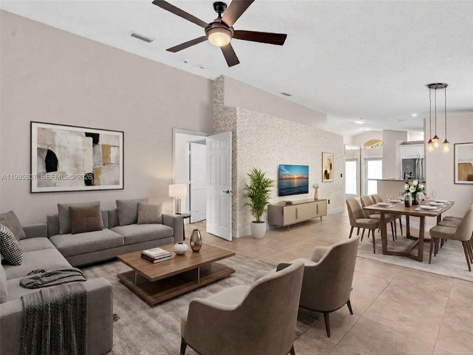 1208 NW 170th Ave Pembroke Pines, FL 33028