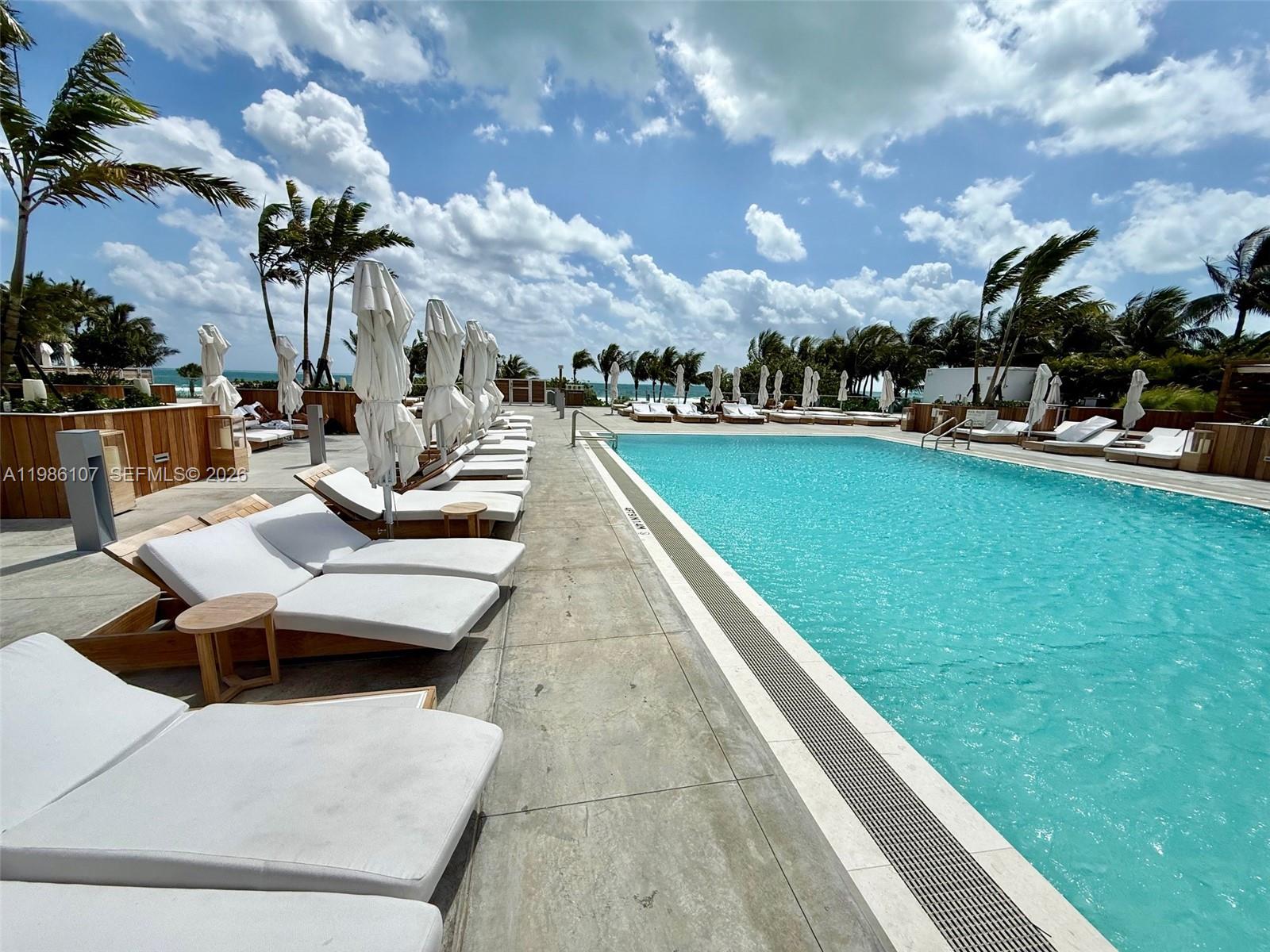 2301 Collins Ave #931 Miami Beach, FL 33139