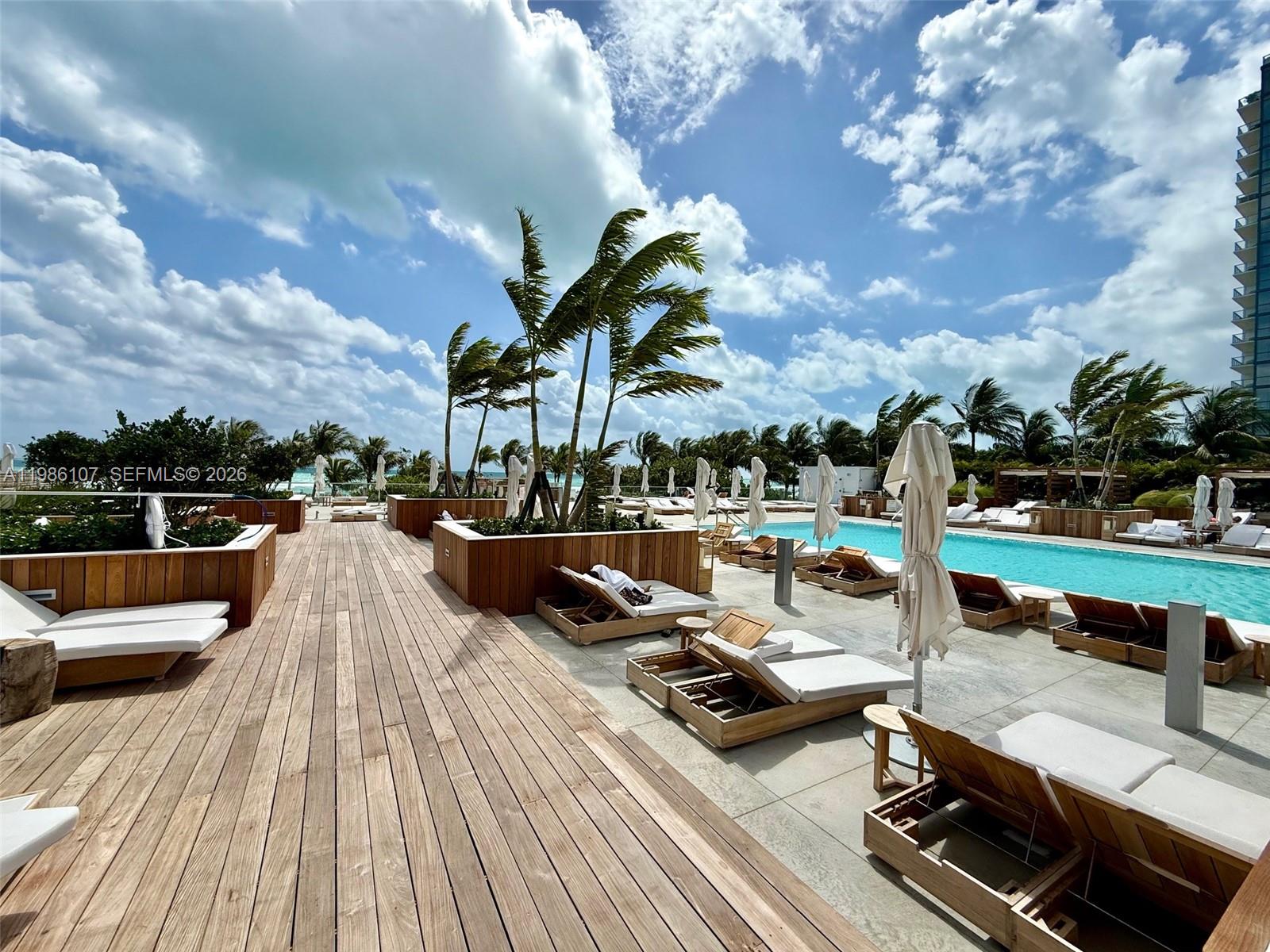 2301 Collins Ave #931 Miami Beach, FL 33139