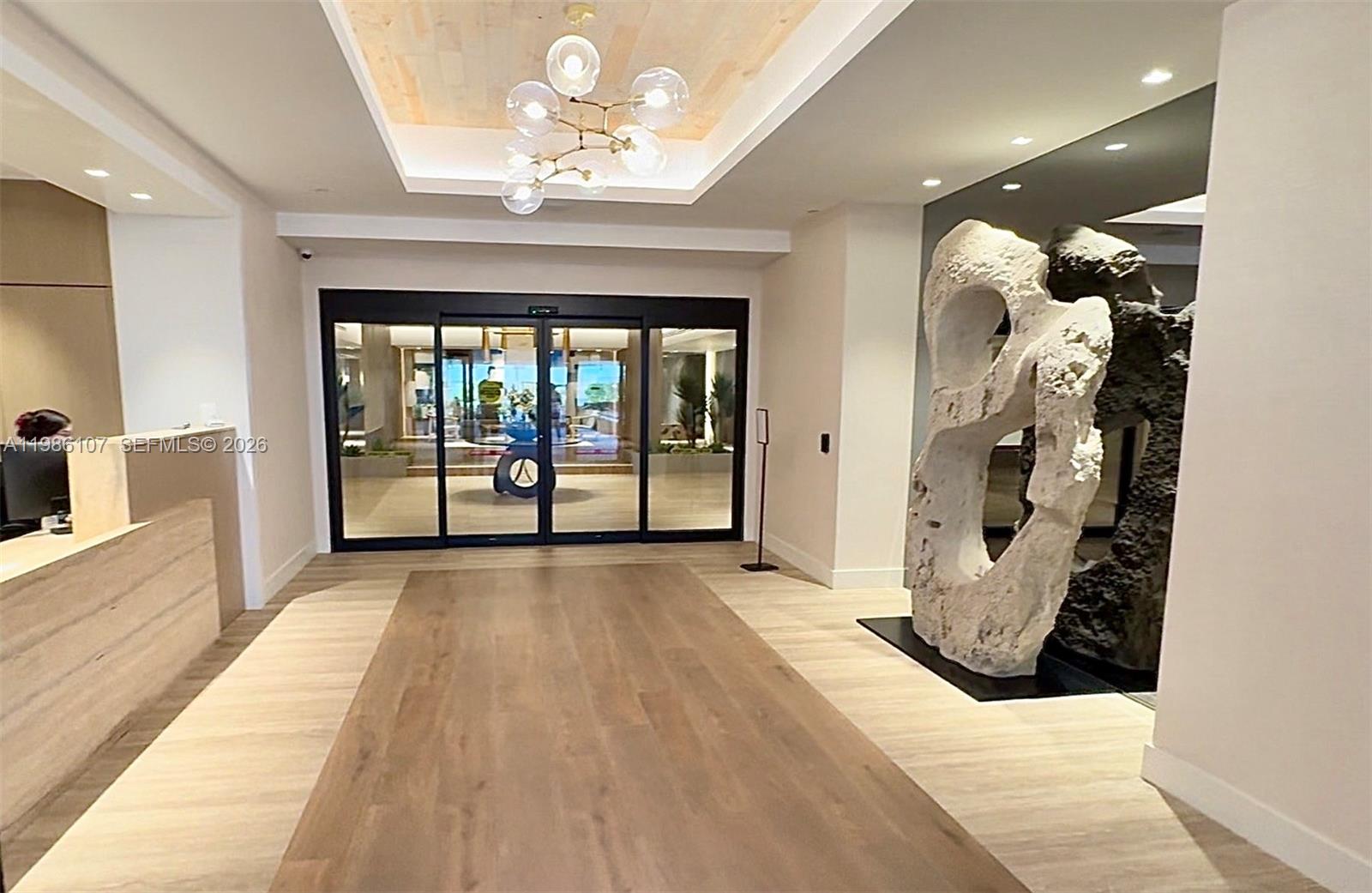 2301 Collins Ave #931 Miami Beach, FL 33139