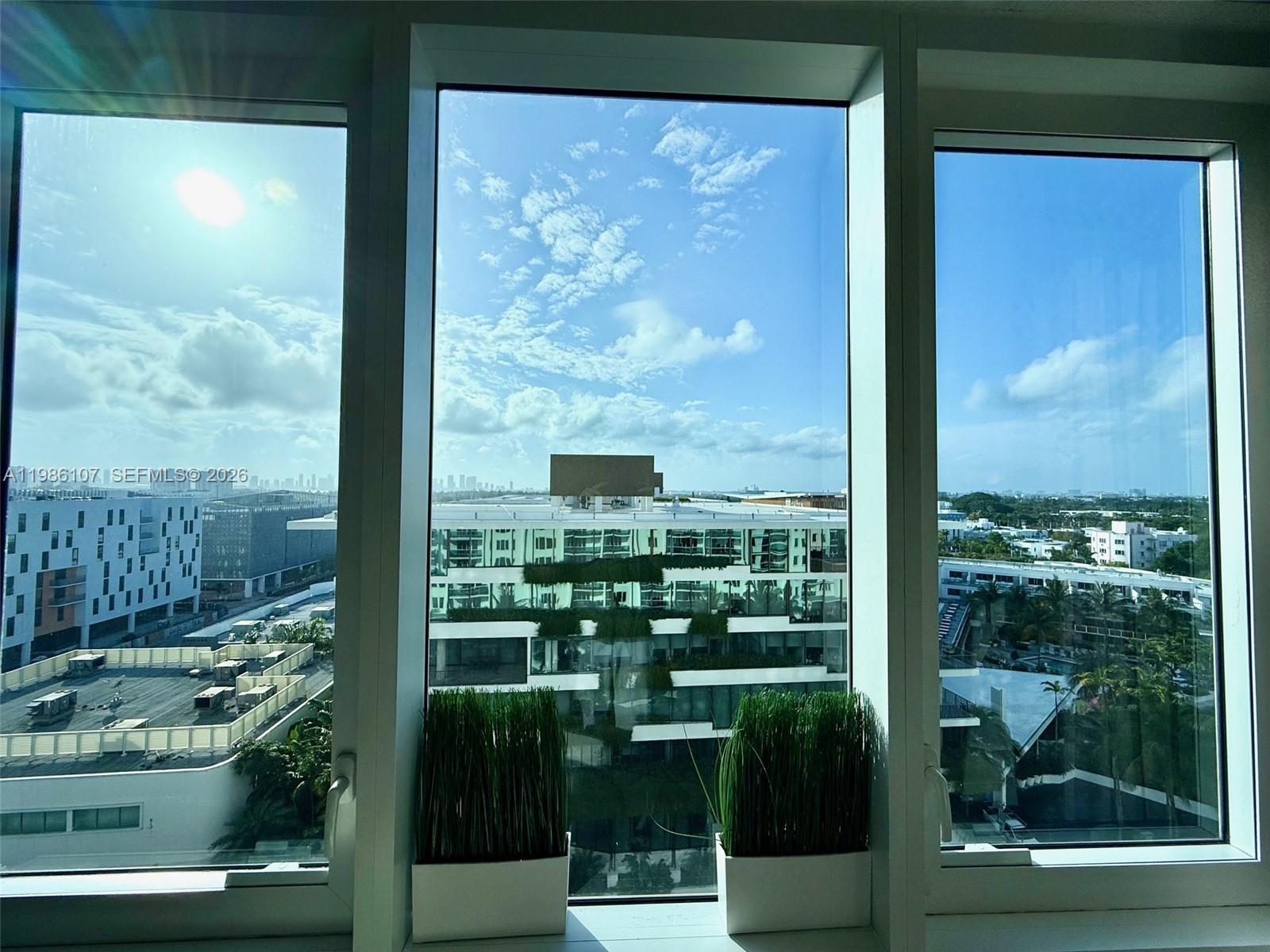 2301 Collins Ave #931 Miami Beach, FL 33139