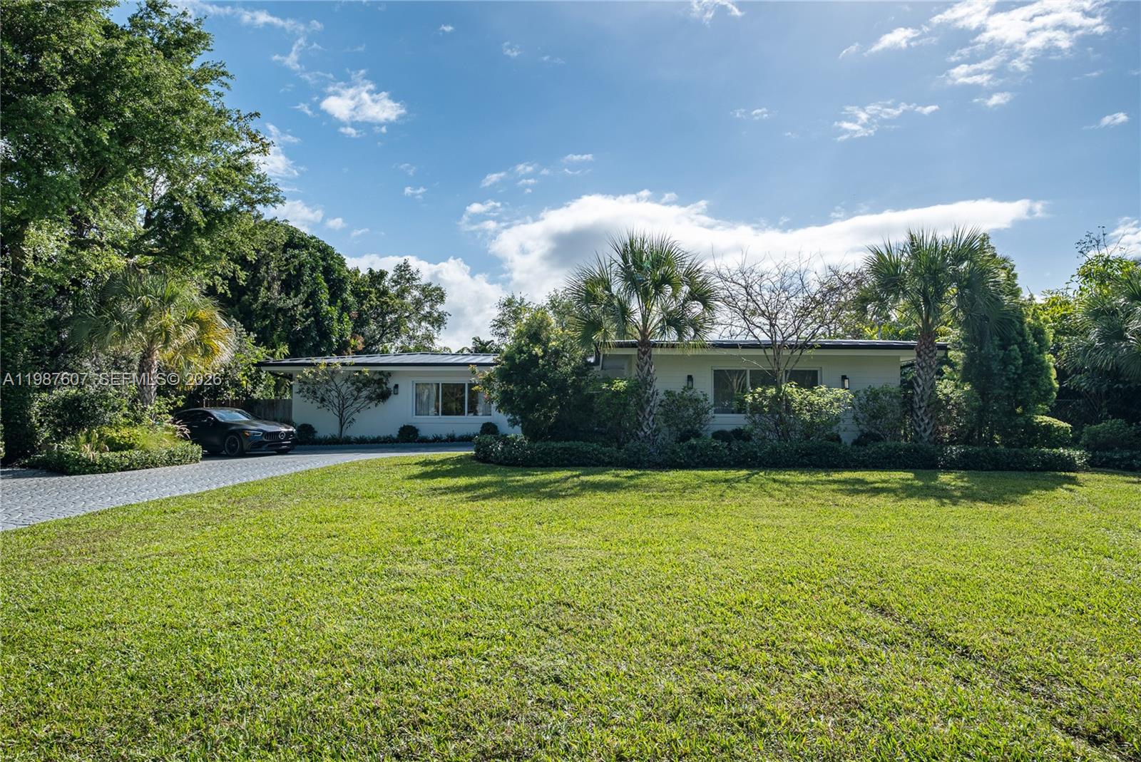 10235 SW 58th Ct Pinecrest, FL 33156