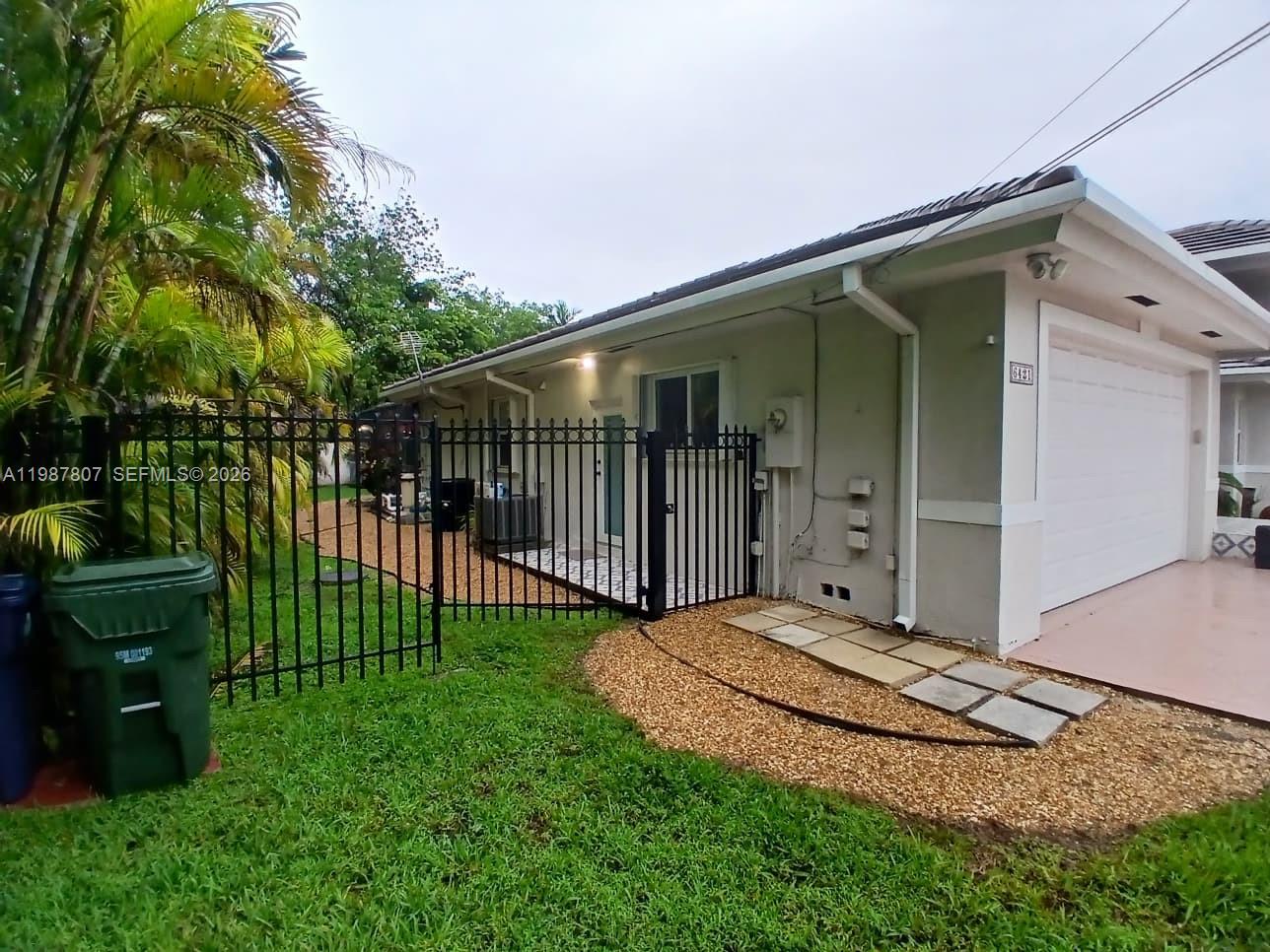 6421 SW 56th St South Miami, FL 33155