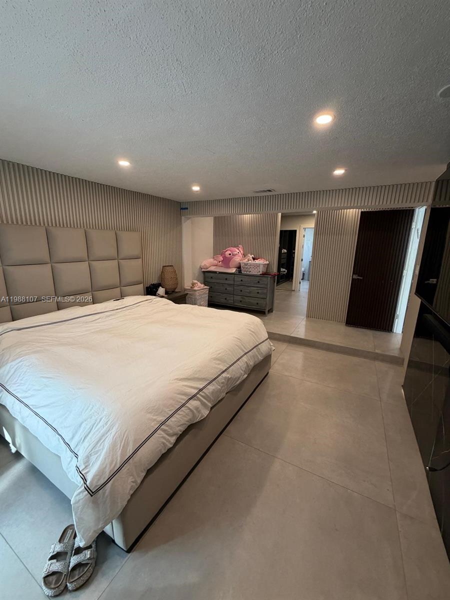 2810 Riverland Rd Fort Lauderdale, FL 33312