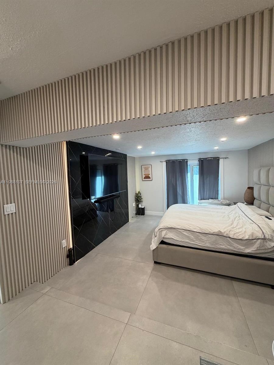 2810 Riverland Rd Fort Lauderdale, FL 33312