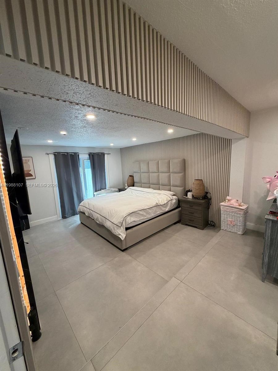 2810 Riverland Rd Fort Lauderdale, FL 33312