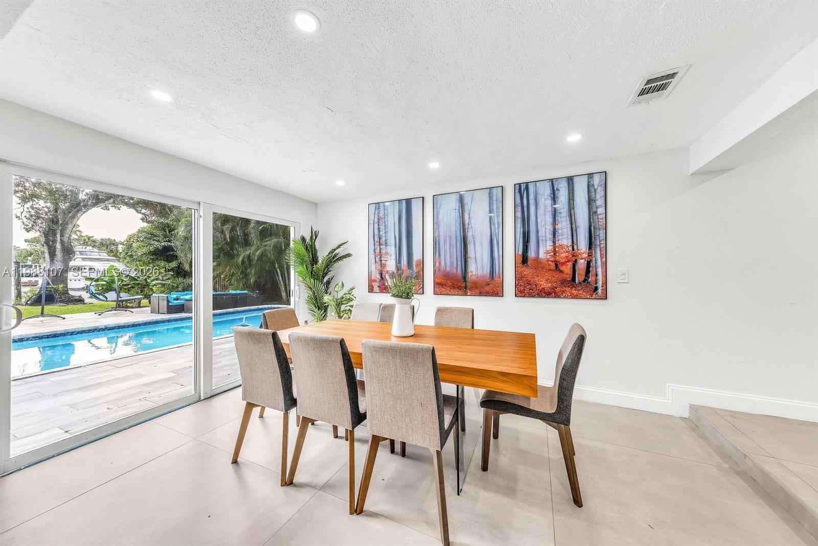 2810 Riverland Rd Fort Lauderdale, FL 33312