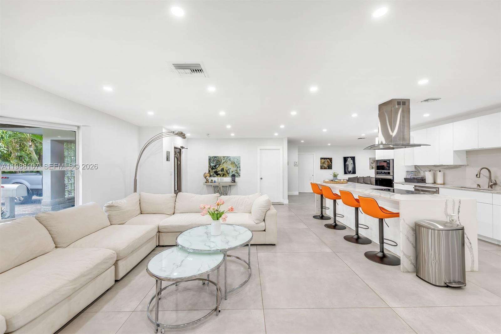 2810 Riverland Rd Fort Lauderdale, FL 33312