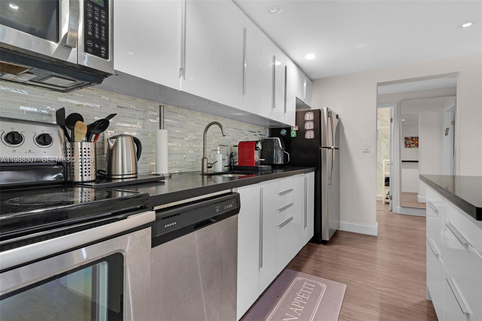 1117 Meridian Ave #5-1117 Miami Beach, FL 33139