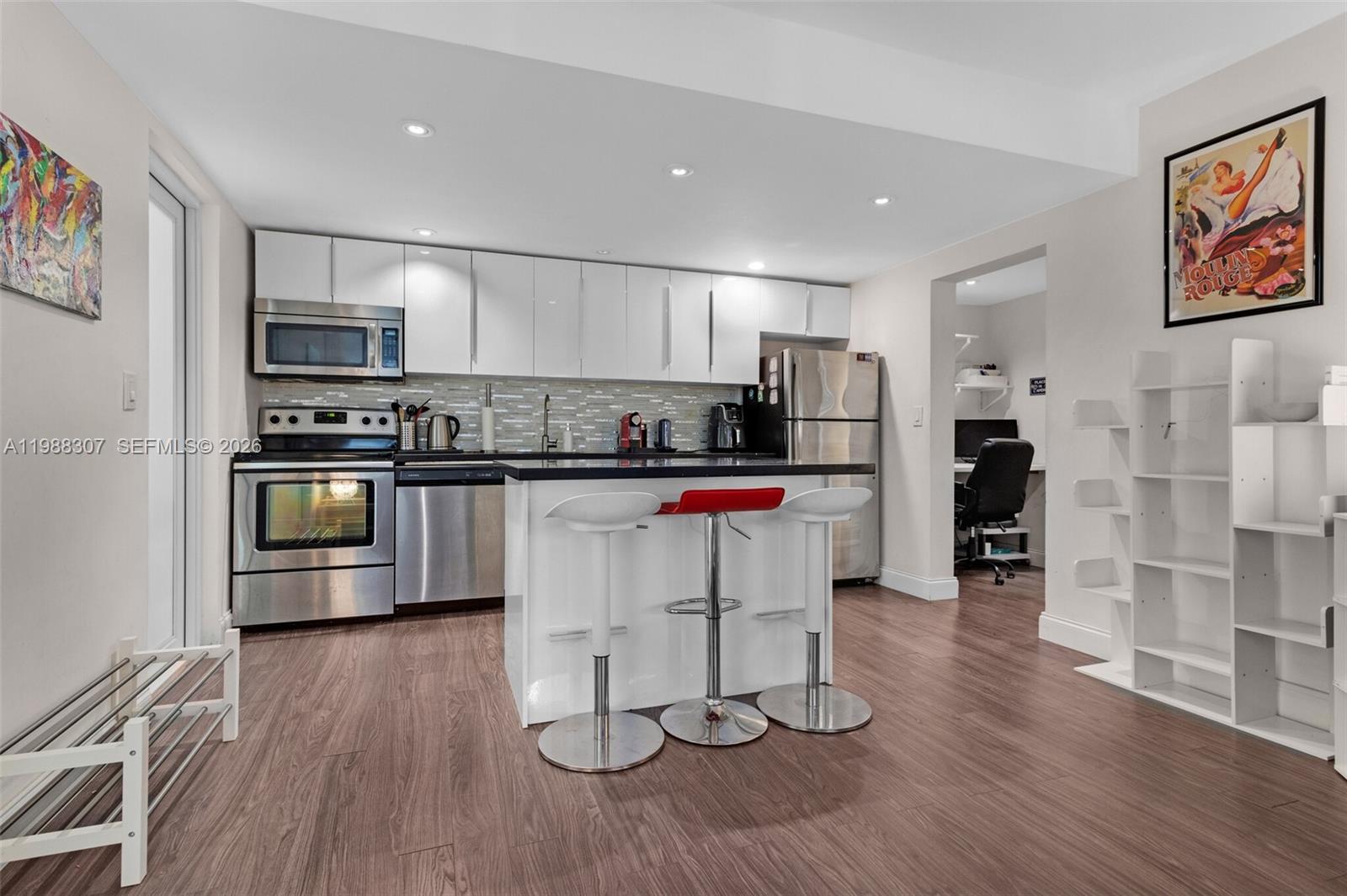 1117 Meridian Ave #5-1117 Miami Beach, FL 33139