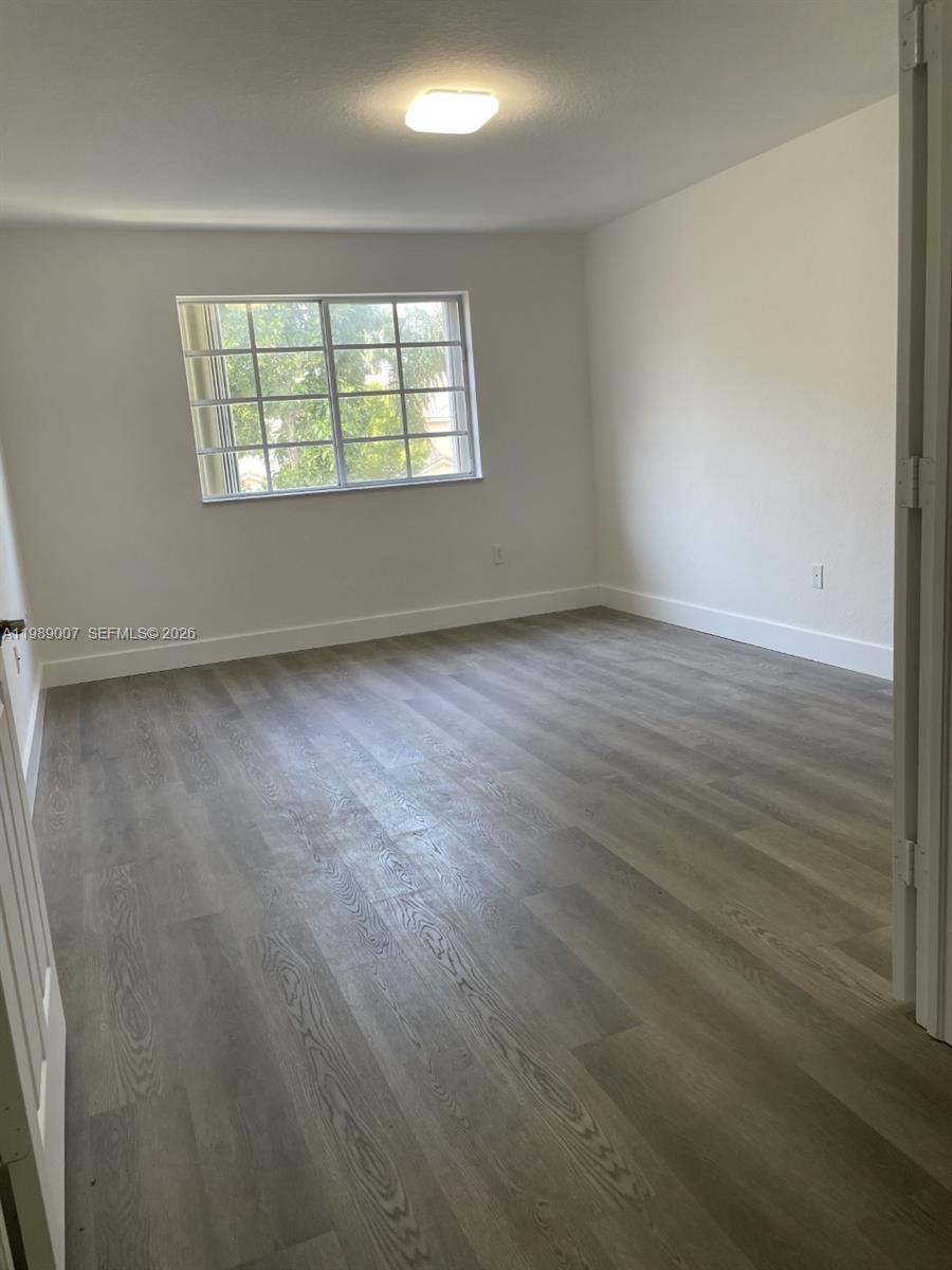 5725 NW 114th Path #106 Doral, FL 33178