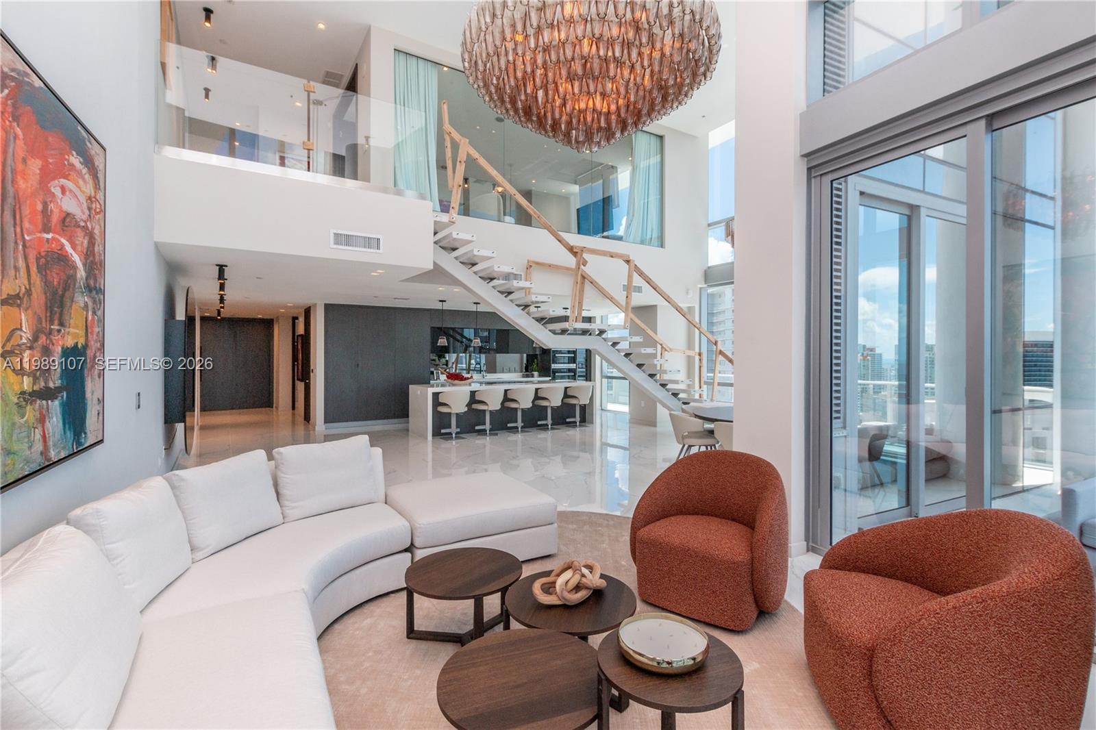 image Paramount Miami Worldcenter0