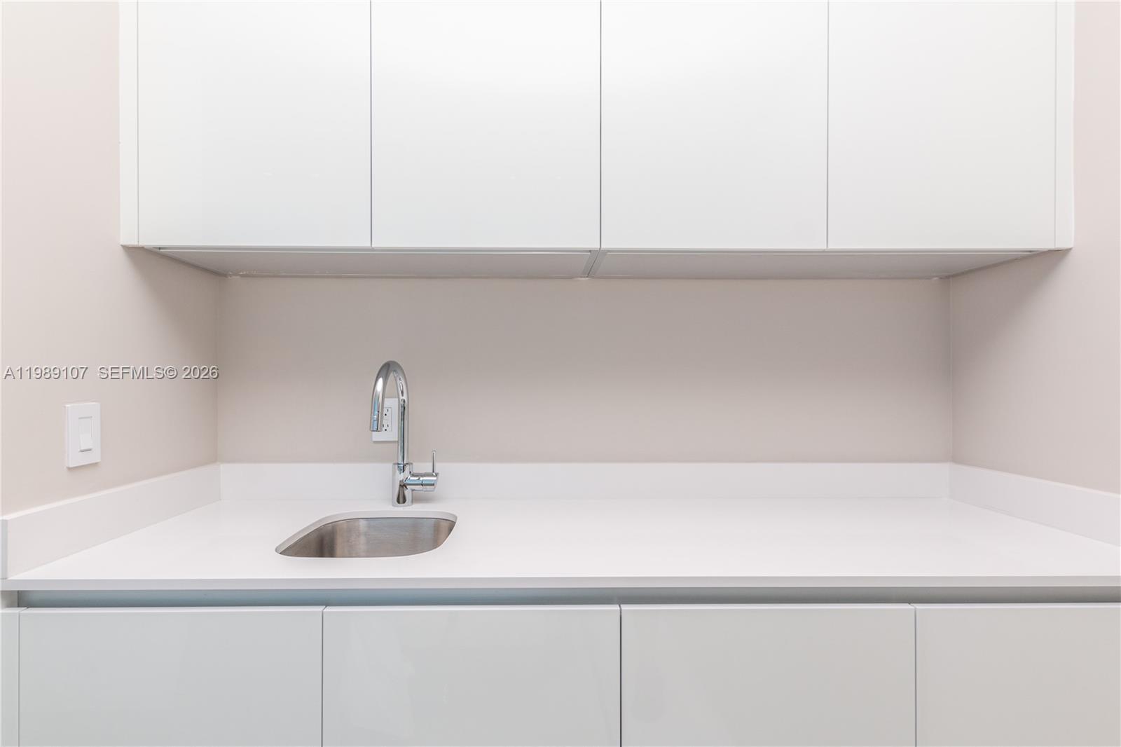 851 NE 1st Ave #PH 4611 Miami, FL 33132