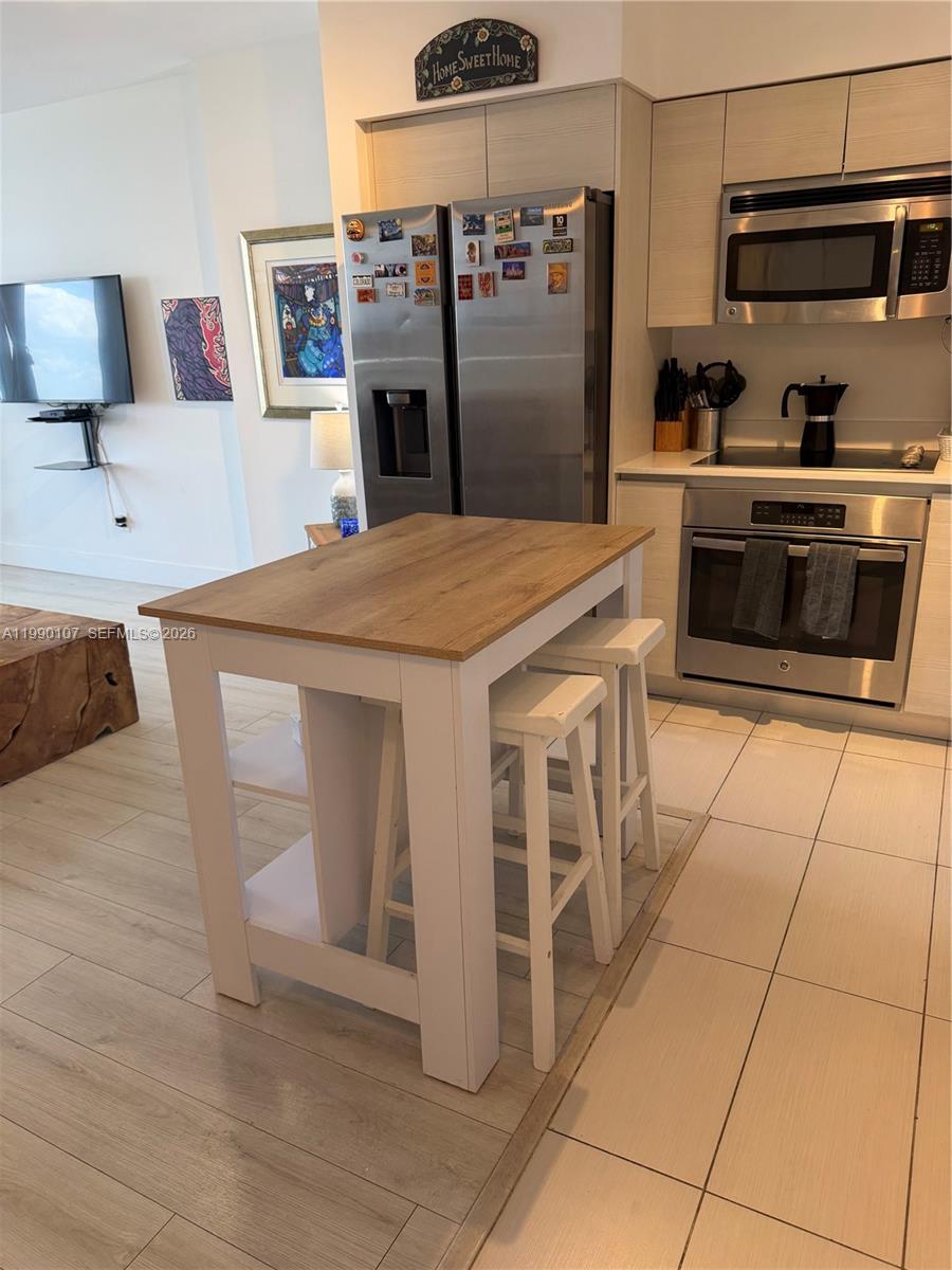 4250 Biscayne Blvd #1115 Miami, FL 33137