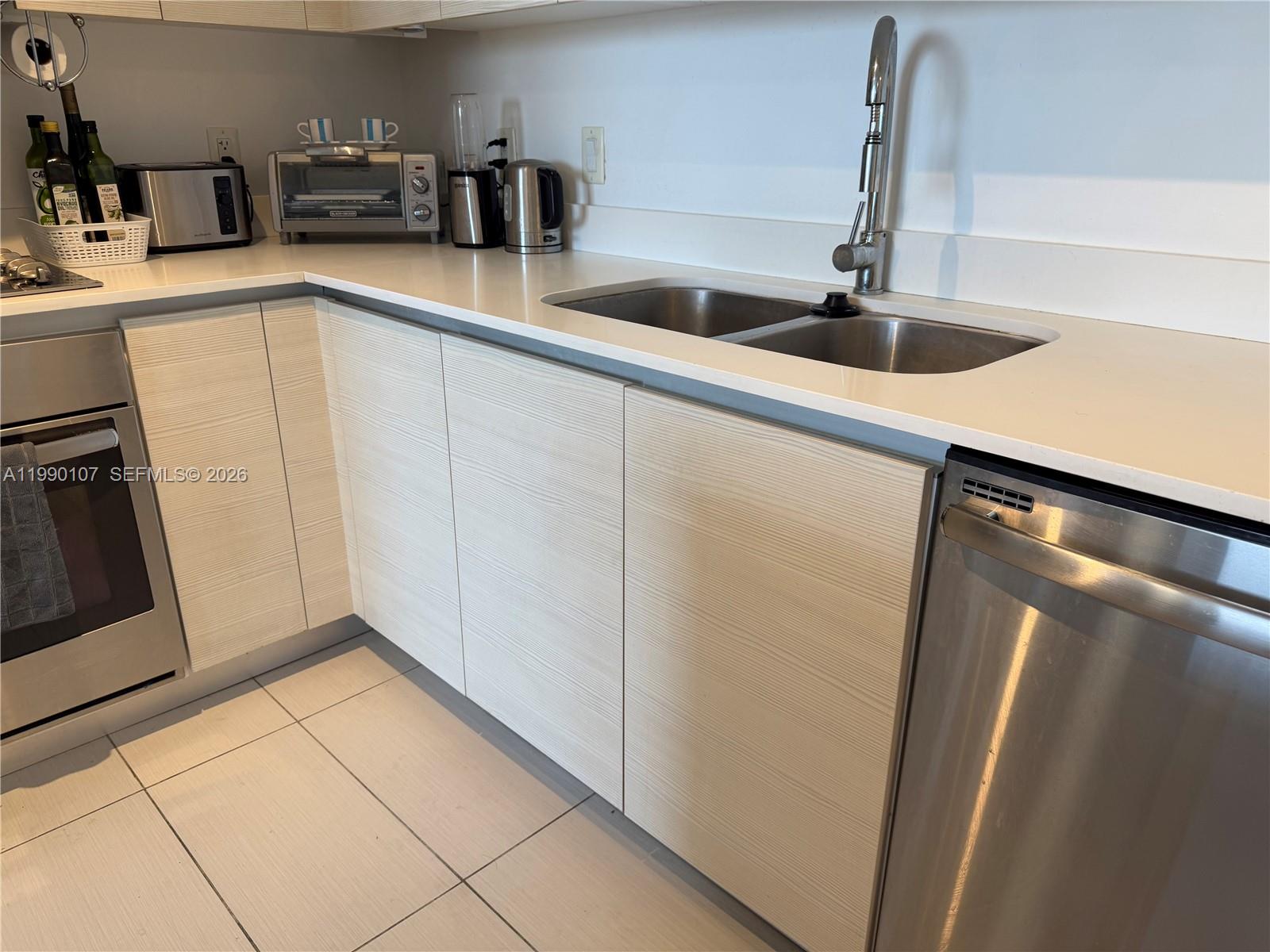 4250 Biscayne Blvd #1115 Miami, FL 33137