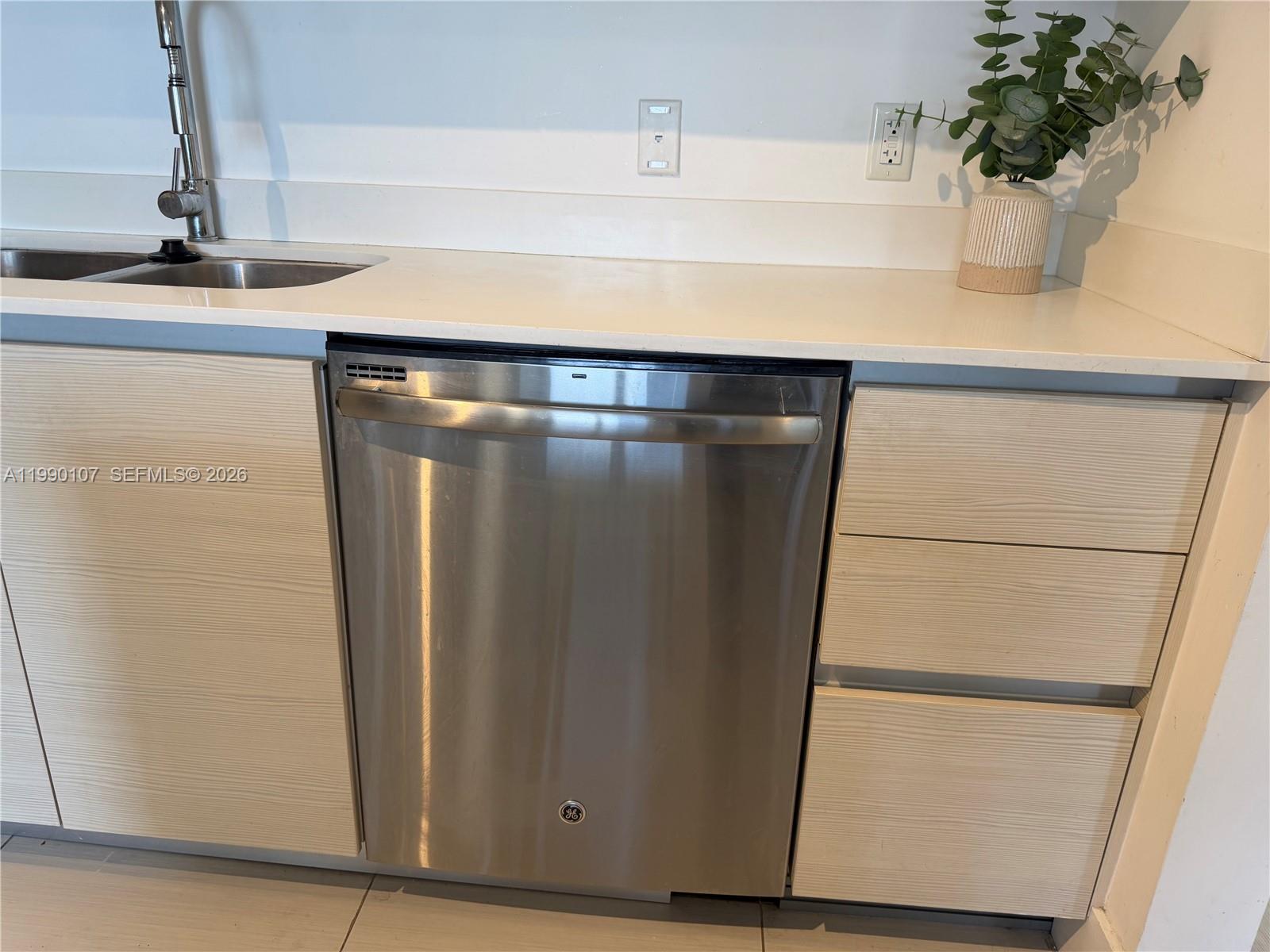 4250 Biscayne Blvd #1115 Miami, FL 33137