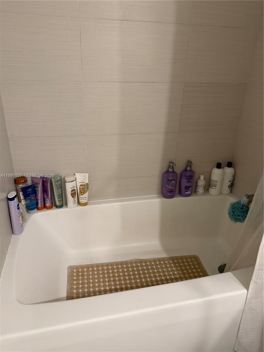 4250 Biscayne Blvd #1115 Miami, FL 33137