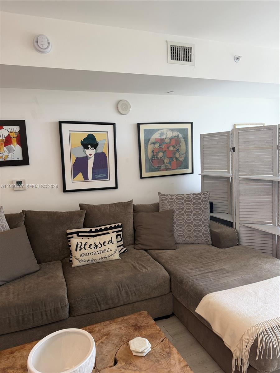 4250 Biscayne Blvd #1115 Miami, FL 33137