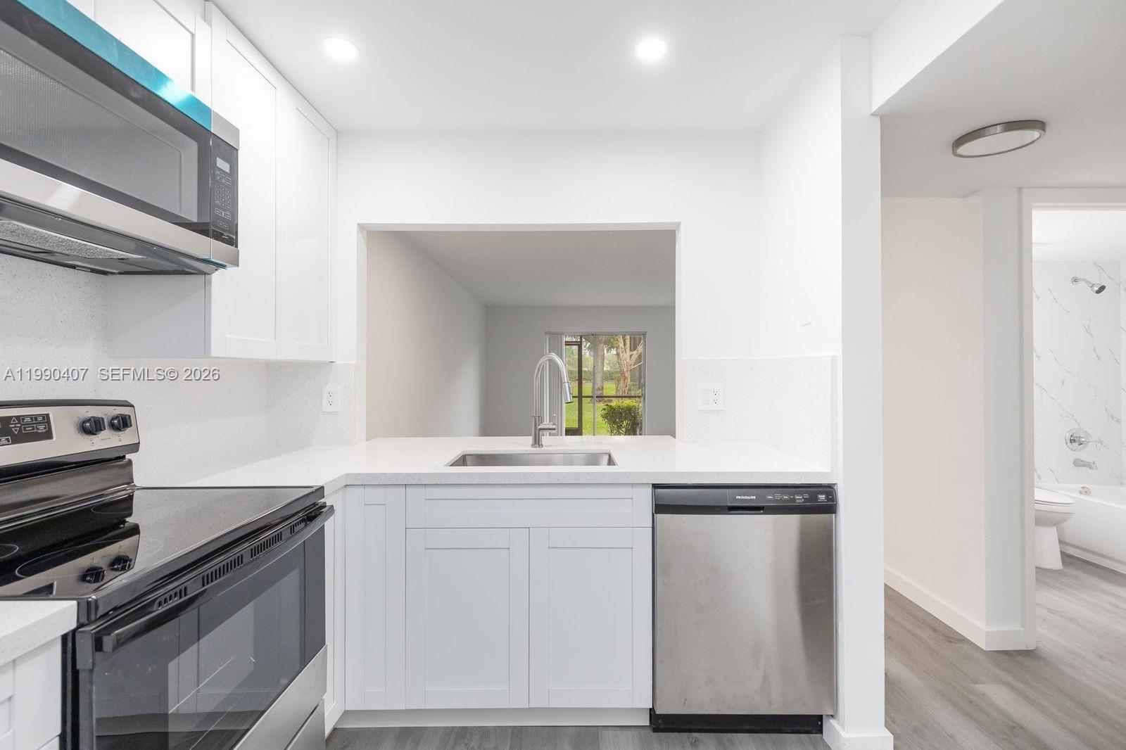 10330 NW 8th St #104