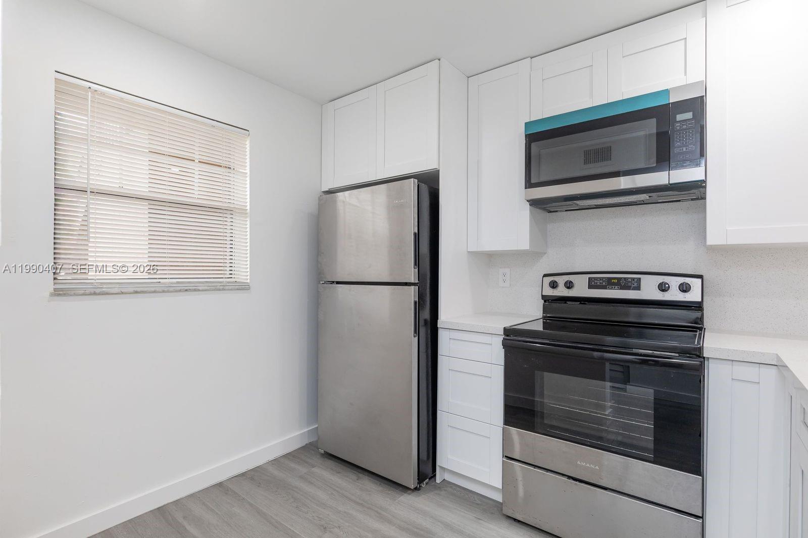 10330 NW 8th St #104 Pembroke Pines, FL 33026