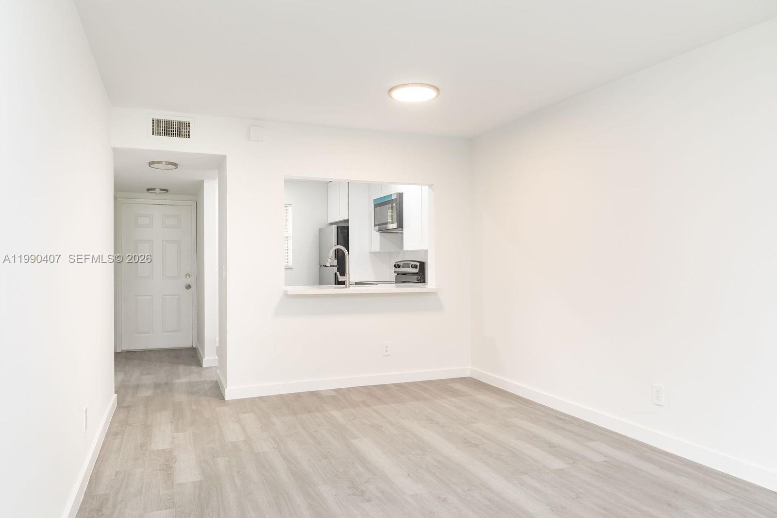 10330 NW 8th St #104 Pembroke Pines, FL 33026