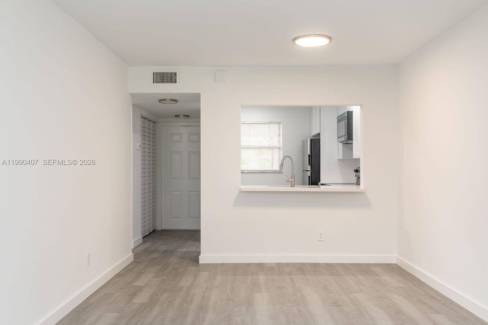 10330 NW 8th St #104 Pembroke Pines, FL 33026