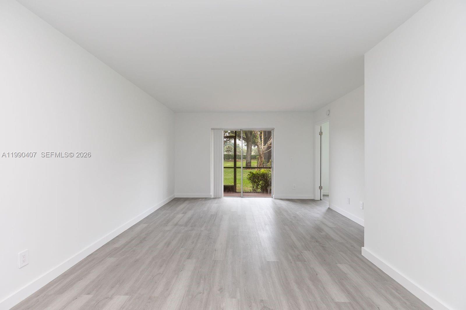 10330 NW 8th St #104 Pembroke Pines, FL 33026